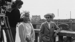 Les fiancés du pont Mac Donald ou (Méfiez-vous des lunettes noires)