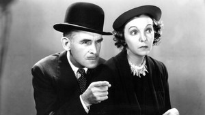 El detective y su compañera (Misterio en el museo)