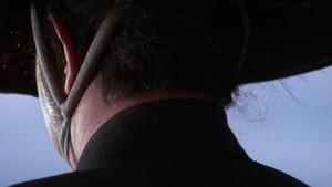 El lobo solitario y su cachorro: cielo blanco en el infierno