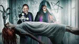 La Última Exorcista