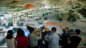 一直游到海水变蓝