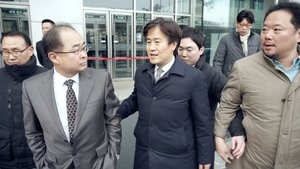공범자들