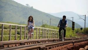ఊహలు గుసగుసలాడే