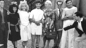 Les fiancés du pont Mac Donald ou (Méfiez-vous des lunettes noires)