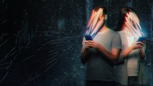 La red antisocial: De los memes al caos
